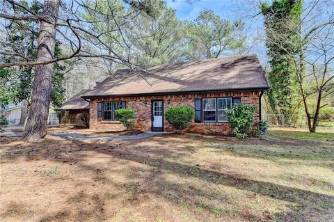 3936 Woodland Cir SE, Conyers, GA 30013