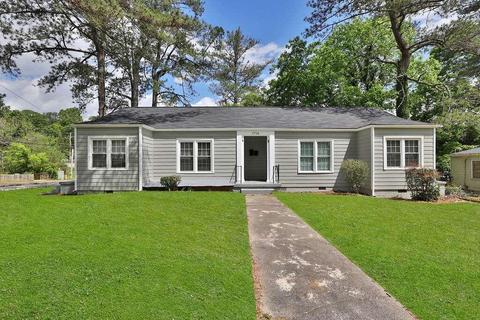 2718 Miles Cir, East Point, GA 30344