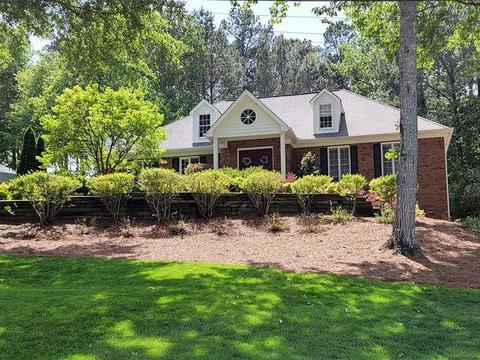 1361 Eryn Cir, Suwanee, GA 30024