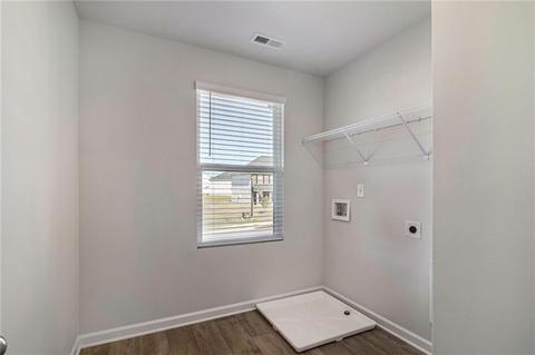 1068 Bluecoat Cir, Hampton, GA 30228 photo 23
