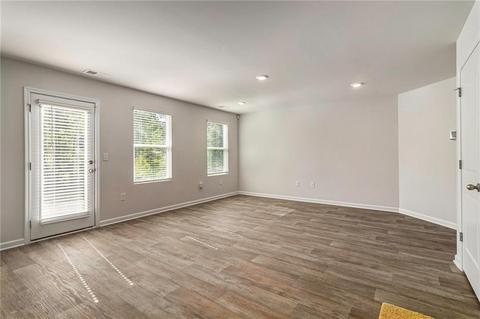 1068 Bluecoat Cir, Hampton, GA 30228 photo 3