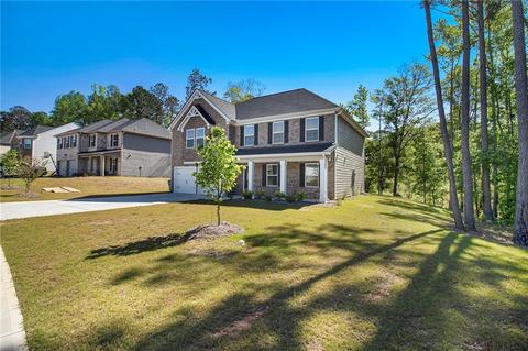1068 Bluecoat Cir, Hampton, GA 30228