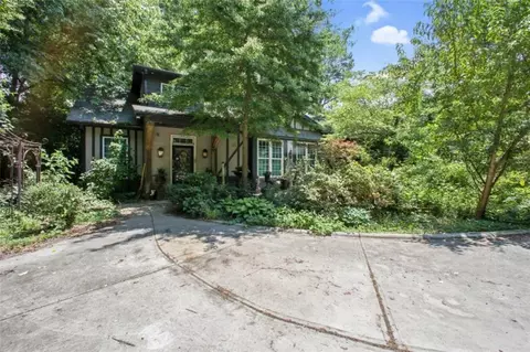 1054 Beech Haven Rd NE, Atlanta, GA 30324