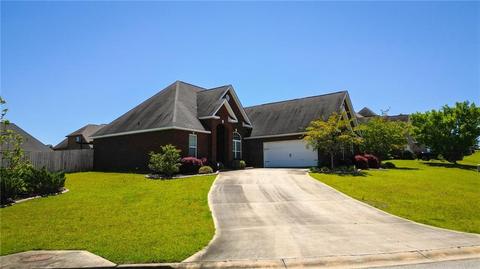 214 Charlotte Dr, Bonaire, GA 31005