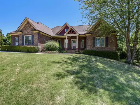 3603 Bogan Springs Dr, Buford, GA 30519