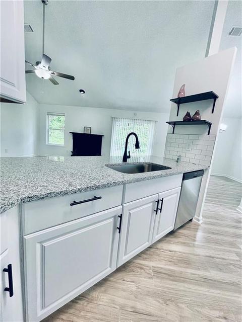 982 Forest Path, Stone Mountain, GA 30088 photo 39