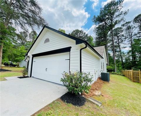 982 Forest Path, Stone Mountain, GA 30088 photo 14