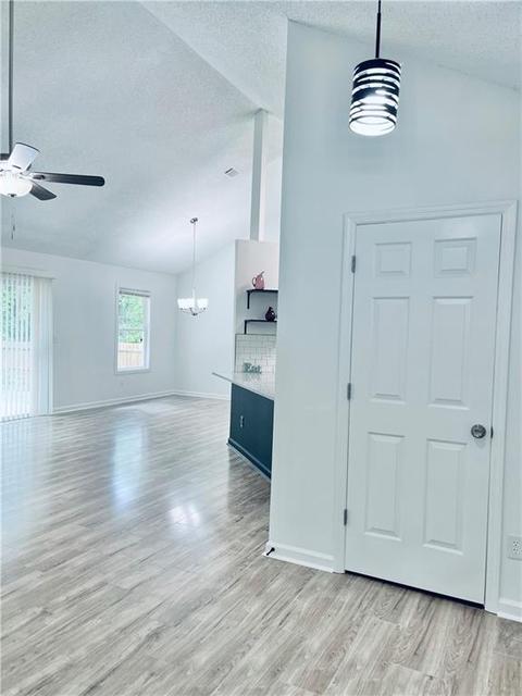 982 Forest Path, Stone Mountain, GA 30088 photo 22