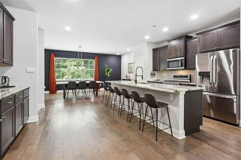 319 Benson Manor Cir SE, Smyrna, GA 30082
