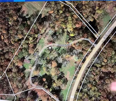 65 Mountain Cir, Dahlonega, GA 30533