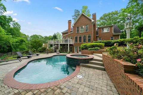 8200 Sullivan Hill Rd, Sandy Springs, GA 30350