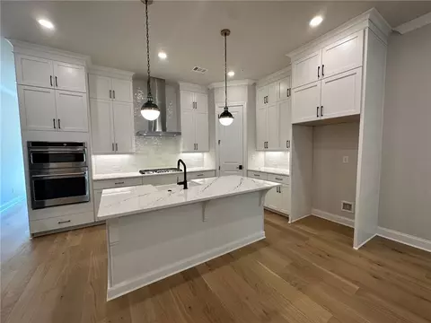 132 Everley Walk #10, Alpharetta, GA 30009