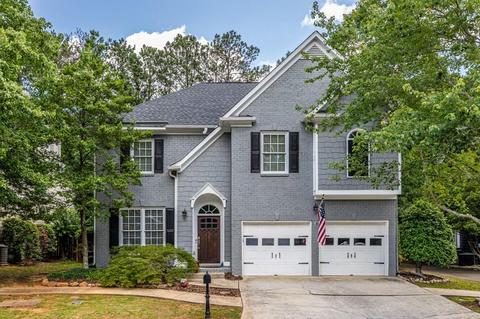 613 Sycamore Ridge Dr, Decatur, GA 30030
