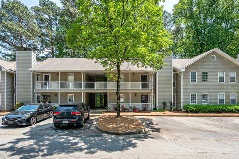 111 Sterling Ct, Alpharetta, GA 30004