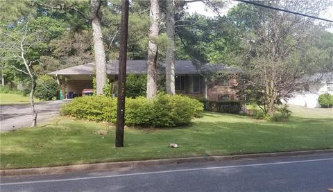 6000 Shadow Rock Dr, Lithonia, GA 30058