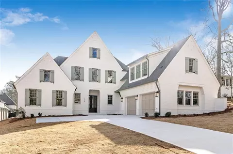 106 Spring Dr, Roswell, GA 30075
