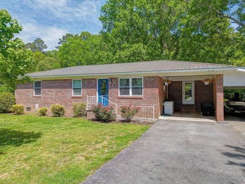 105 May St NW, Adairsville, GA 30103