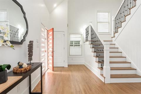 1057 Shepherds Ln, Atlanta, GA 30324