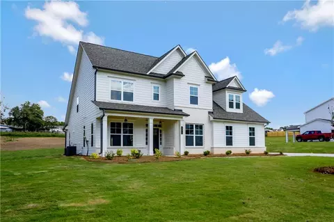 864 Smith Mill Rd, Winder, GA 30680