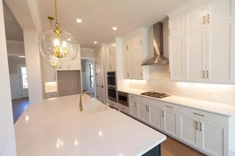 4576 Molder Dr, Buford, GA 30518