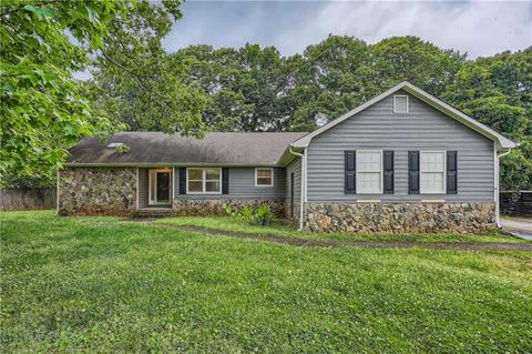 208 Benton Flds, Stockbridge, GA 30281