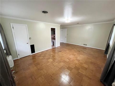 34 E Williams St, Winder, GA 30680 photo 13