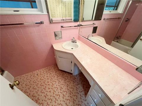34 E Williams St, Winder, GA 30680 photo 14