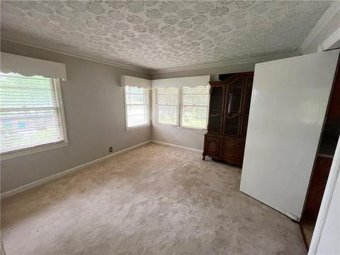 34 E Williams St, Winder, GA 30680 photo 11