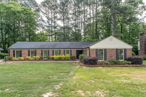 107 Brown Fox Dr, Rome, GA 30165