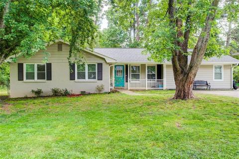 420 Lockridge Ln, Lawrenceville, GA 30046