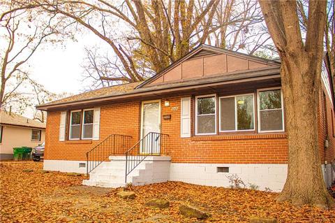 846 Birch St, Forest Park, GA 30297
