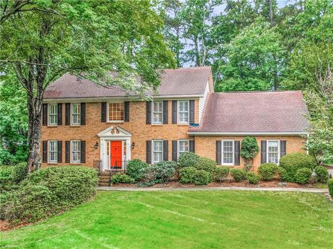 1856 Stapleton Ct, Dunwoody, GA 30338