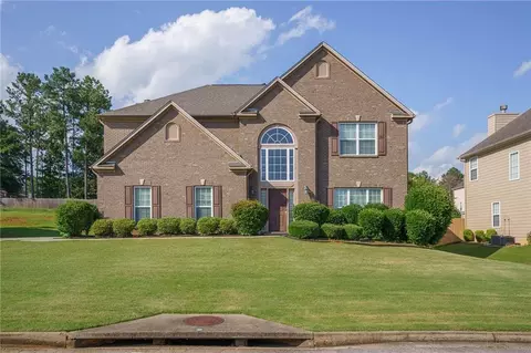1386 Fall River Dr, Conyers, GA 30013