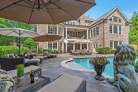 4555 Oglethorpe Loop NW, Acworth, GA 30101 photo 2
