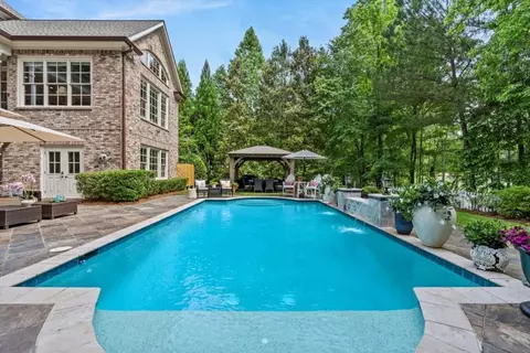 4555 Oglethorpe Loop NW, Acworth, GA 30101 photo 3