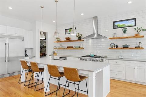 1889 Bixby St, Atlanta, GA 30317