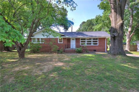 143 Davis Dr, Cartersville, GA 30120