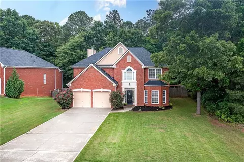 9069 Aldbury Dr, Locust Grove, GA 30248