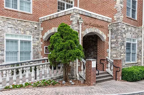 417 Clairemont Ave #209, Decatur, GA 30030