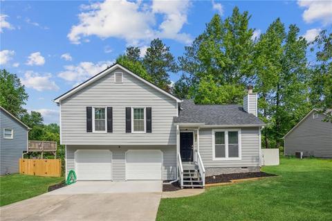 167 Aztec Way SE, Acworth, GA 30102