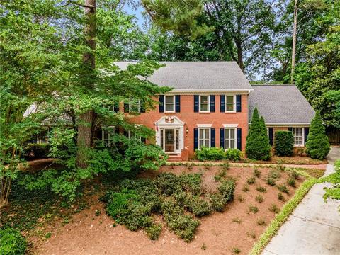 5586 Woodsong Dr, Dunwoody, GA 30338