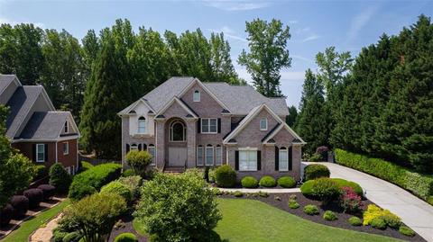 1403 Stratford Hall Ct, Grayson, GA 30017