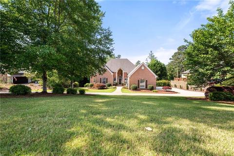 4221 Tall Hickory Trl, Gainesville, GA 30506