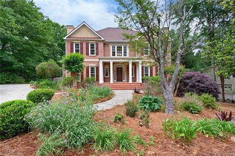 668 Roxton Ln SW, Marietta, GA 30064