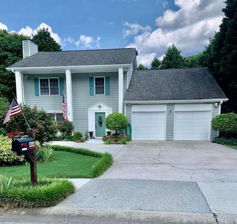 464 Rhett Dr, Loganville, GA 30052