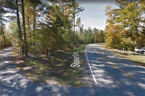 216 Stewart Dr NW, Milledgeville, GA 31061