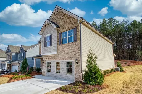 2930 Westgate Park Dr, Loganville, GA 30052