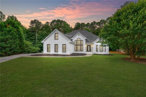 2100 Pate Ridge Dr, Loganville, GA 30052
