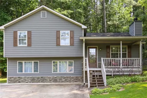 485 Remington Ln, Acworth, GA 30101