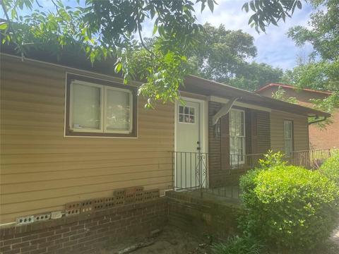 3619 Champion Dr, Macon, GA 31211